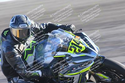 media/Nov-17-2024-CVMA (Sun) [[1fec520723]]/Race 11-Amateur Supersport Open/